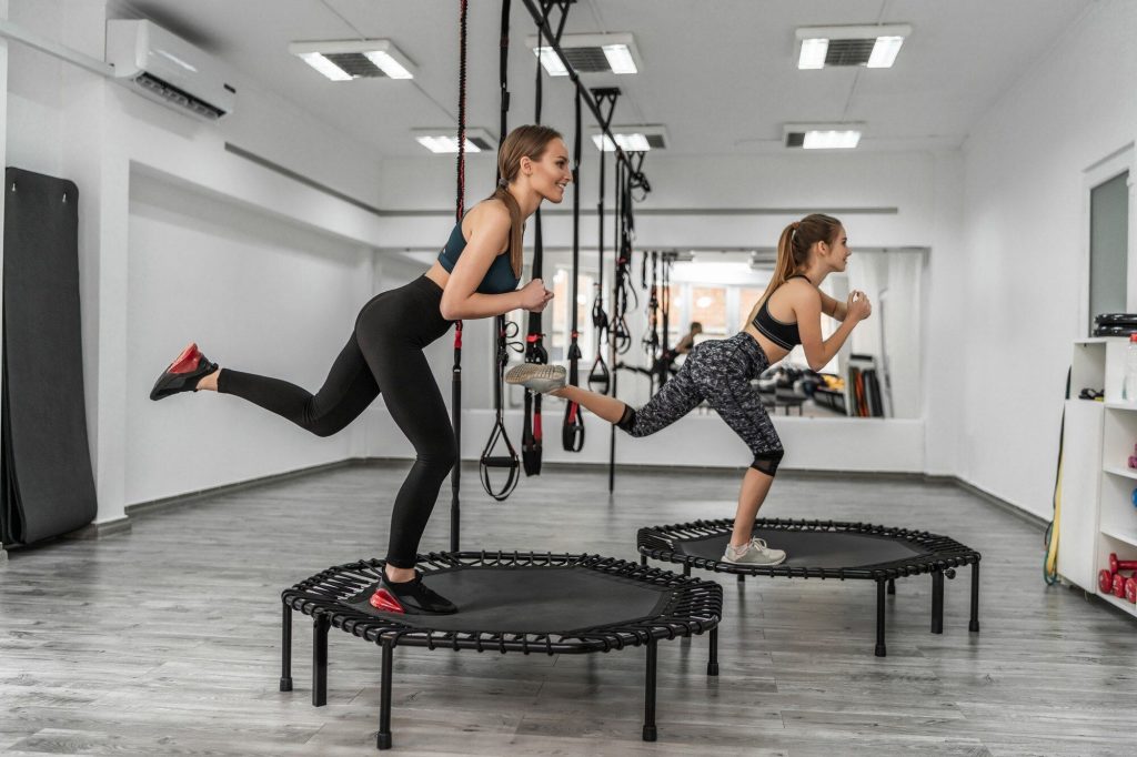 Rebounding, Olahraga Trampolin Mini yang Efektif dan Menyenangkan